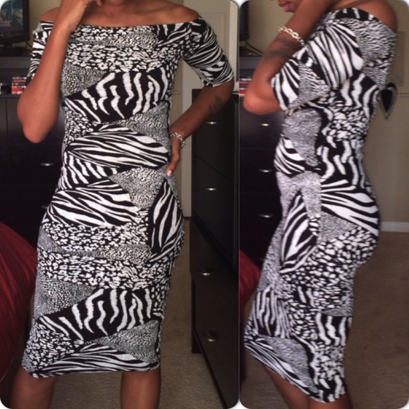 Mixed-Print Bodycon Dress