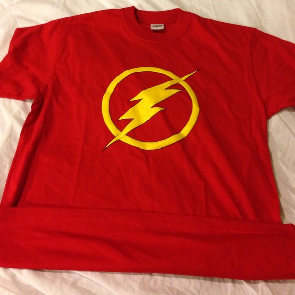 Brand new shirt  looks super good 💎 - Picture 2 of 2