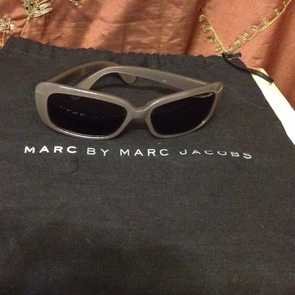 marc by marc jacobs authentic glasses