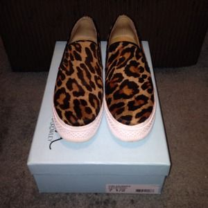 Leopard Sneakers 🎀