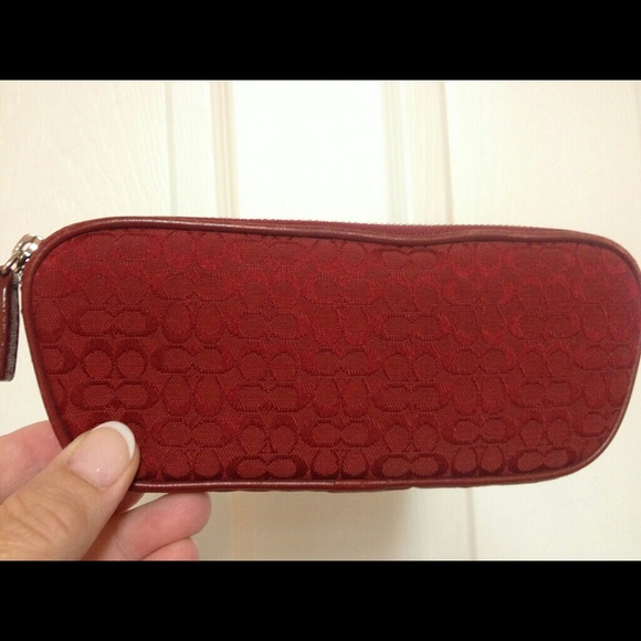 Coach glasses case