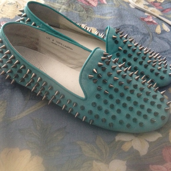 SOLD Turquoise UNIF hellraisers - Picture 2 of 3