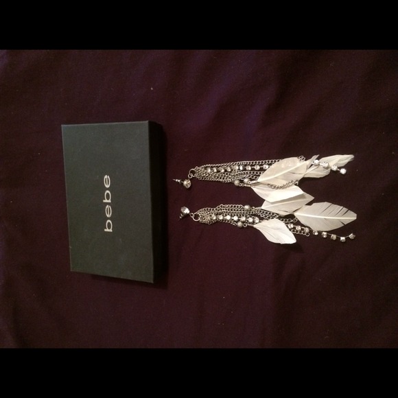 Bebe feather earrings