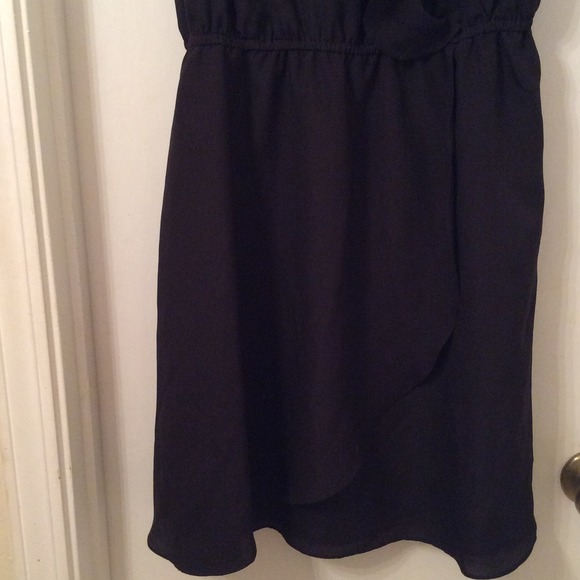 BCBG Ruffled LBD. - Picture 3 of 3