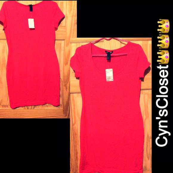 H&M Dresses & Skirts - 💥💥Sale💥💥2 T-Shirt Dresses