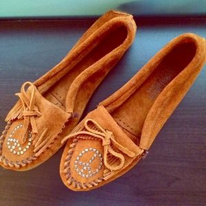 SOLD IN BUNDLE Minnetonka Moccasins! NWOT