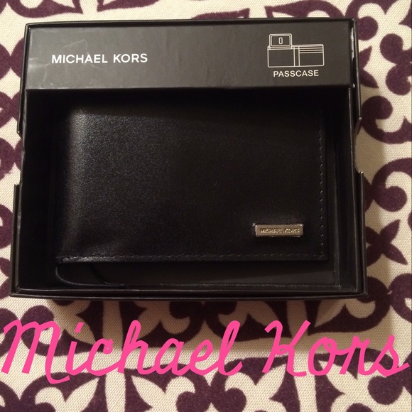 Michael Kors Other - Michael Kors Men's Black Passcase Wallet Smooth