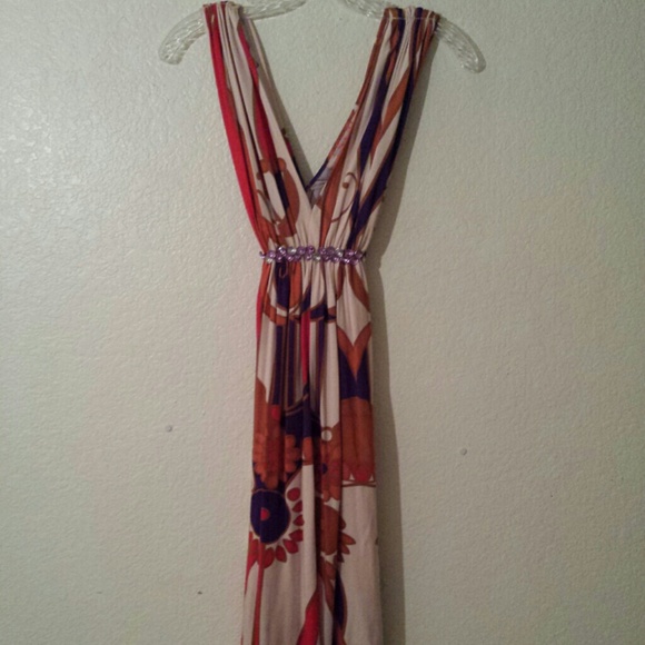 Empire Waist V-Line Sleeveless Embellished Dress