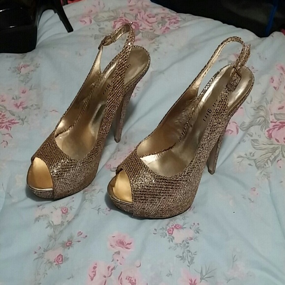 Sold in bundle with black peep toes pumps