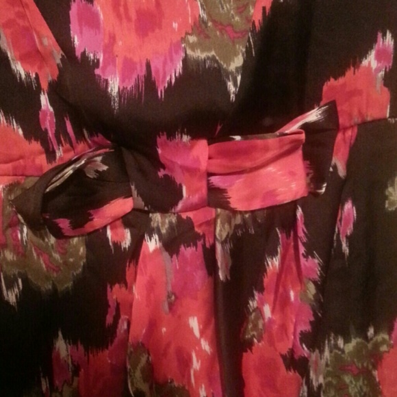 Flower dress - Picture 2 of 3