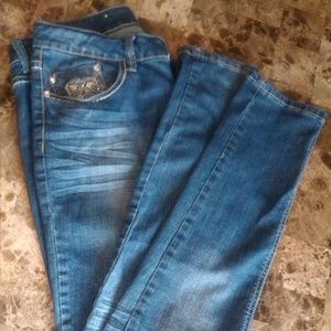 TRADE //Liuces jeans size 9 IN HOLD
