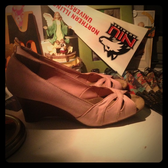Pink GAP wedge heels