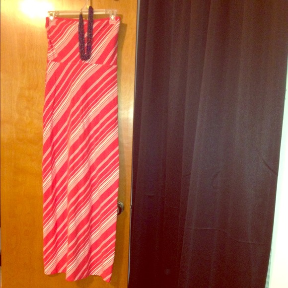 Strapless Maxi - V. Secret