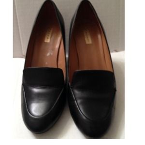 Tahari Fury Mid Heeled Loafer In Black 
Size 8.5 M