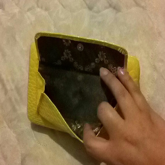 Large wallet - Picture 2 of 4