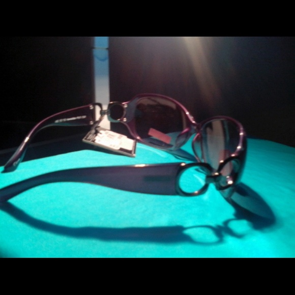 SOLD - Picture 2 of 4