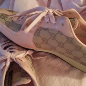 Gucci Sneakers