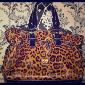 100% Authentic Dooney & Bourke Tote
