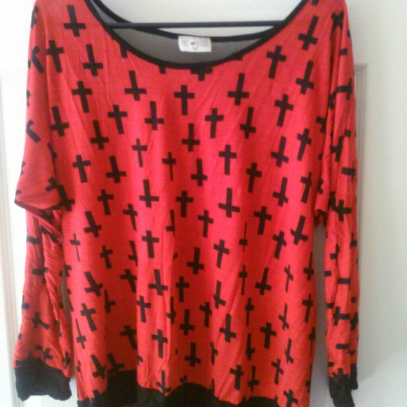 Off the shoulder red cross top - Picture 1 of 2