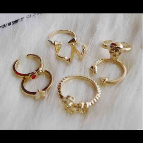 7 piece midi ring set!!! - Picture 4 of 4