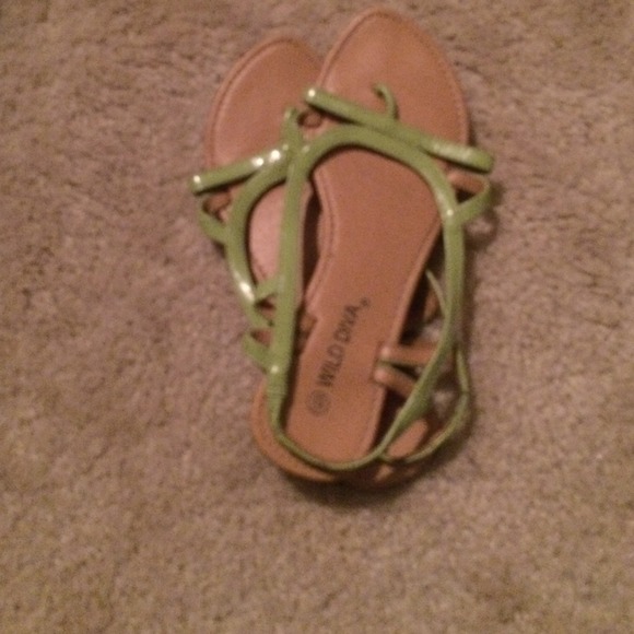Lime green sandals - Picture 1 of 1