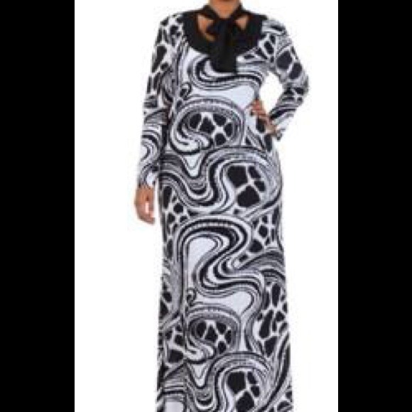 Black/White Maxi Dress
