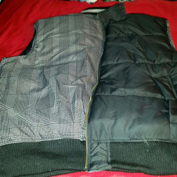 Reversible core 3 vests