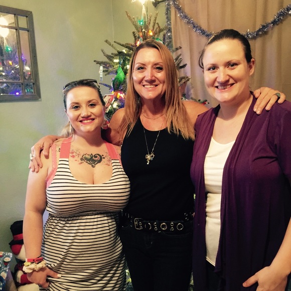 👀ITS ALL GOTTA GO👀 - Picture 2 of 2