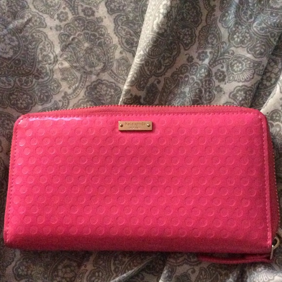 (Reduced 9/15/14) Kate spade hot pink wallet