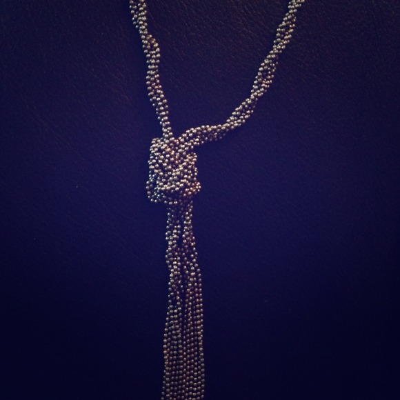 Stunning long chained silver knotted knot necklace