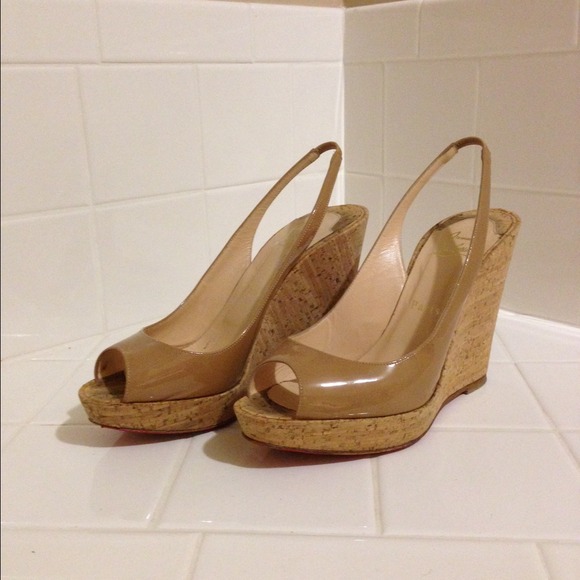 Reserved ***Christian Louboutin Une 120mm size 39