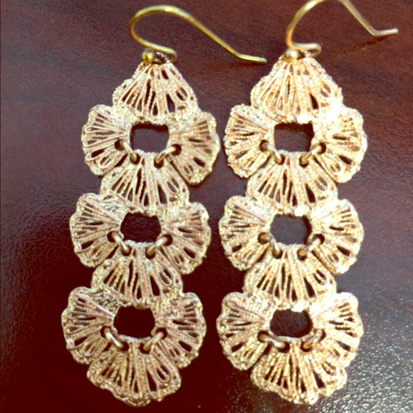 Stella and Dot Geneve Linear Earrings