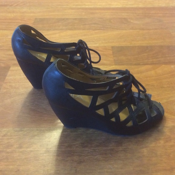 MIA Gladiator wedge - Picture 2 of 4