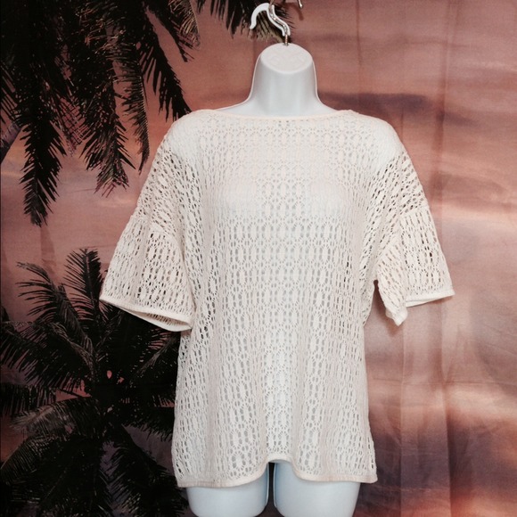 Creme Lace Blouse - Picture 2 of 4