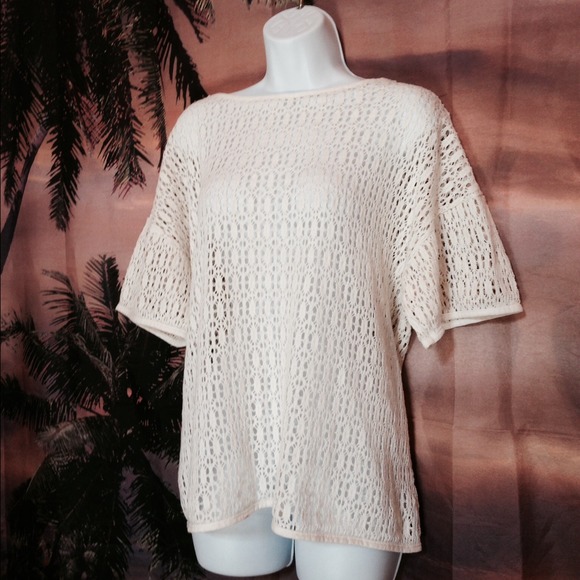 Creme Lace Blouse - Picture 3 of 4