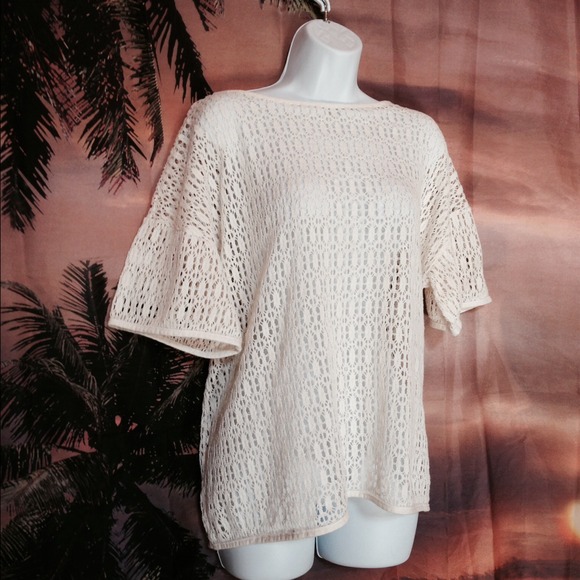 Creme Lace Blouse - Picture 4 of 4