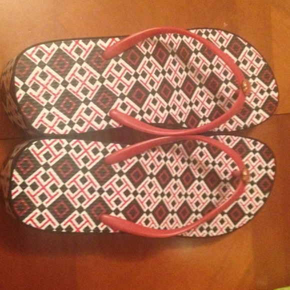 Tory Burch flip flops (authentic)