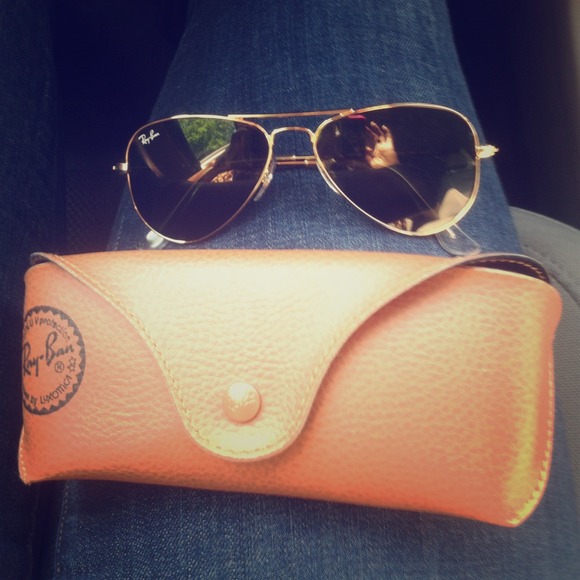 Brand new Ray ban Aviator with case 52mm