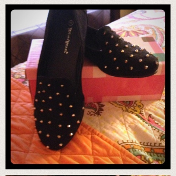 Nature breeze Shoes - SOLD BLACK SPIKED FLATS