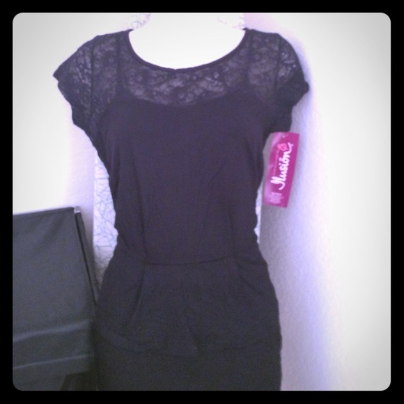 💕Very beautiful lace blouse💕 - Picture 1 of 1