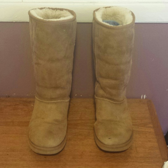 Tall tan uggs