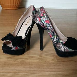 Floral and black heels