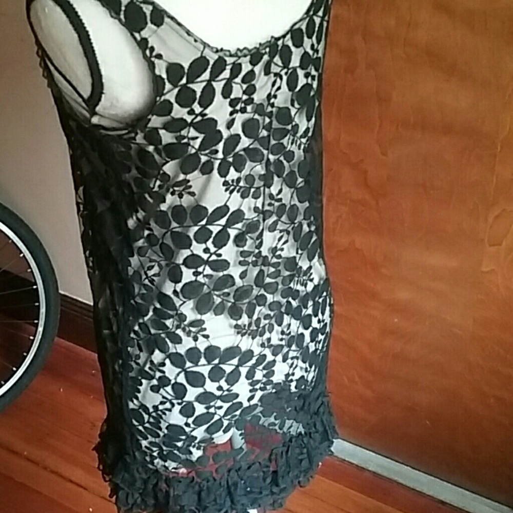 Great Party dress. Mini lace dress