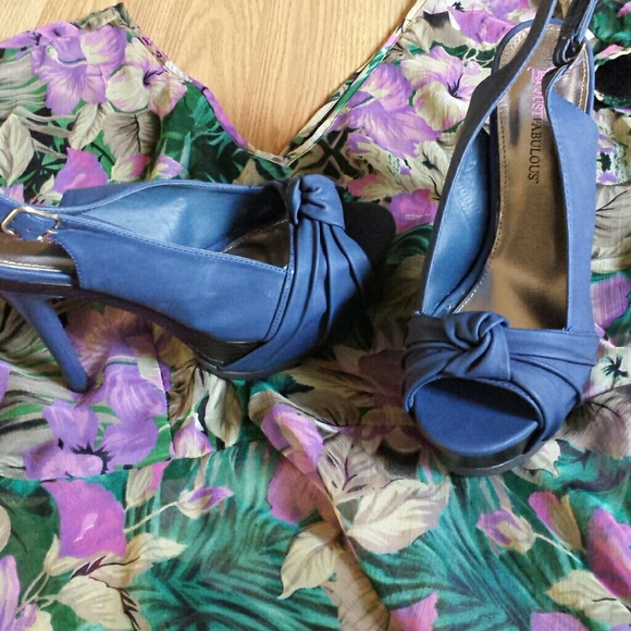 Navy blue peep toe