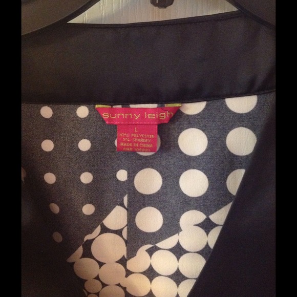 LAST MARKDOWN SOFT FLOWING TOP! - Picture 7 of 7