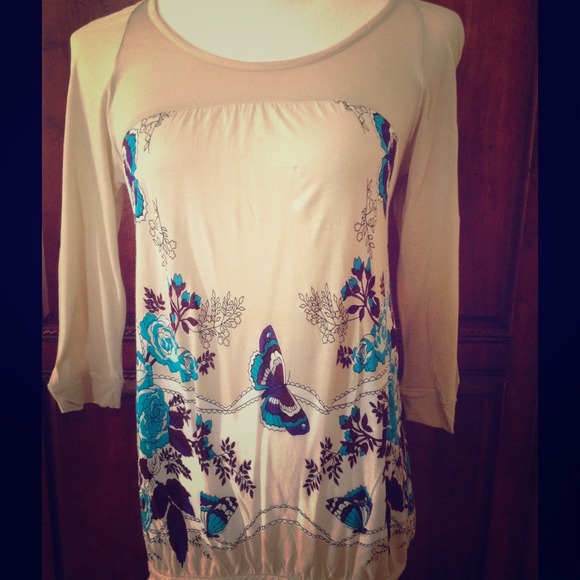 🌼 Free People 🌼3/4 sleeves printed top - Picture 1 of 4