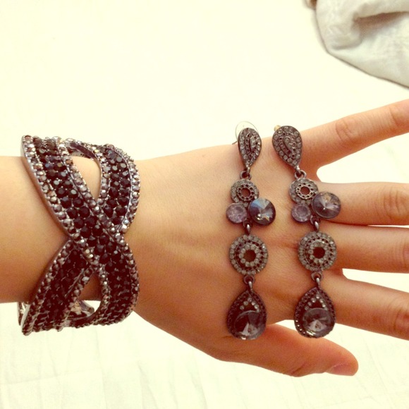 🎀just for today sale🎀pewter and black jewelry