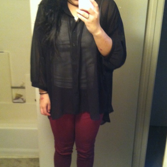 ❌Sold❌ Chiffon shirts - Picture 4 of 4