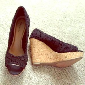(ON HOLD) Nine West black lace wedges 🎀