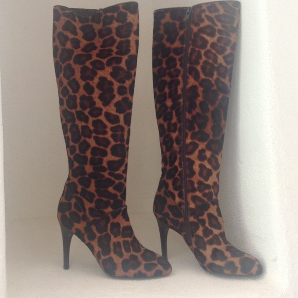Leopard boots